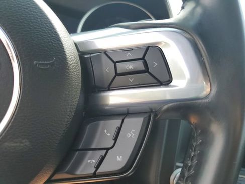 Used 2018 Ford Mustang Coupe w/ Equipment Group 101A RWD image 15