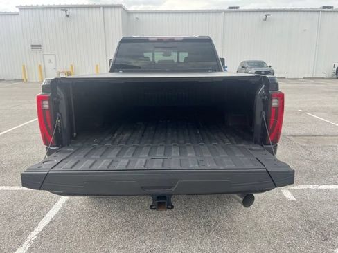 Used 2024 GMC Sierra 2500 Denali Ultimate w/ Max Trailering Package AWD/4WD image 8