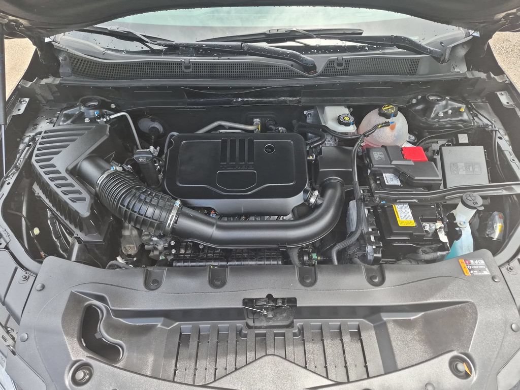 Used 2025 Chevrolet Blazer LT FWD image 34