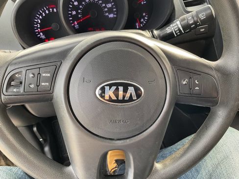 Used 2013 Kia Soul image 20