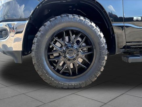 Used 2019 RAM 1500 Big Horn AWD/4WD image 11