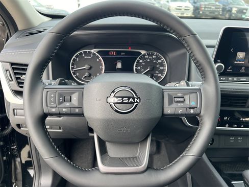 New 2026 Nissan Rogue SV image 10