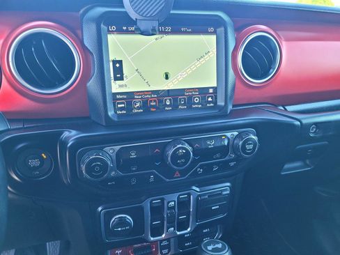 Used 2021 Jeep Wrangler Unlimited Rubicon AWD/4WD image 25