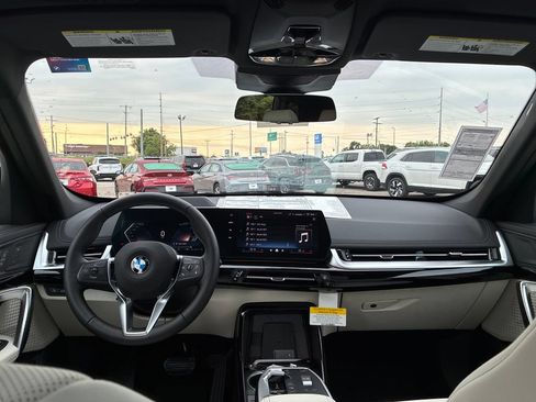 New 2026 BMW X1 xDrive28i w/ Technology Package AWD/4WD image 18