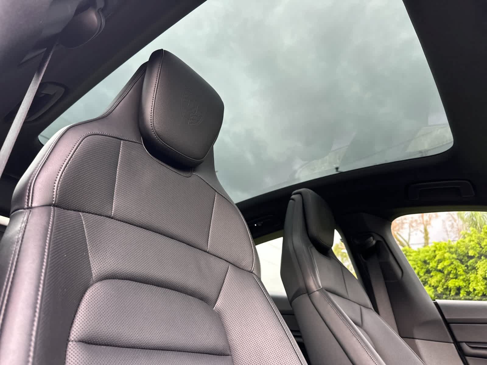Certified 2023 Porsche Taycan 4S AWD/4WD image 17