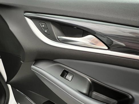 Used 2024 Buick Enclave Premium image 61