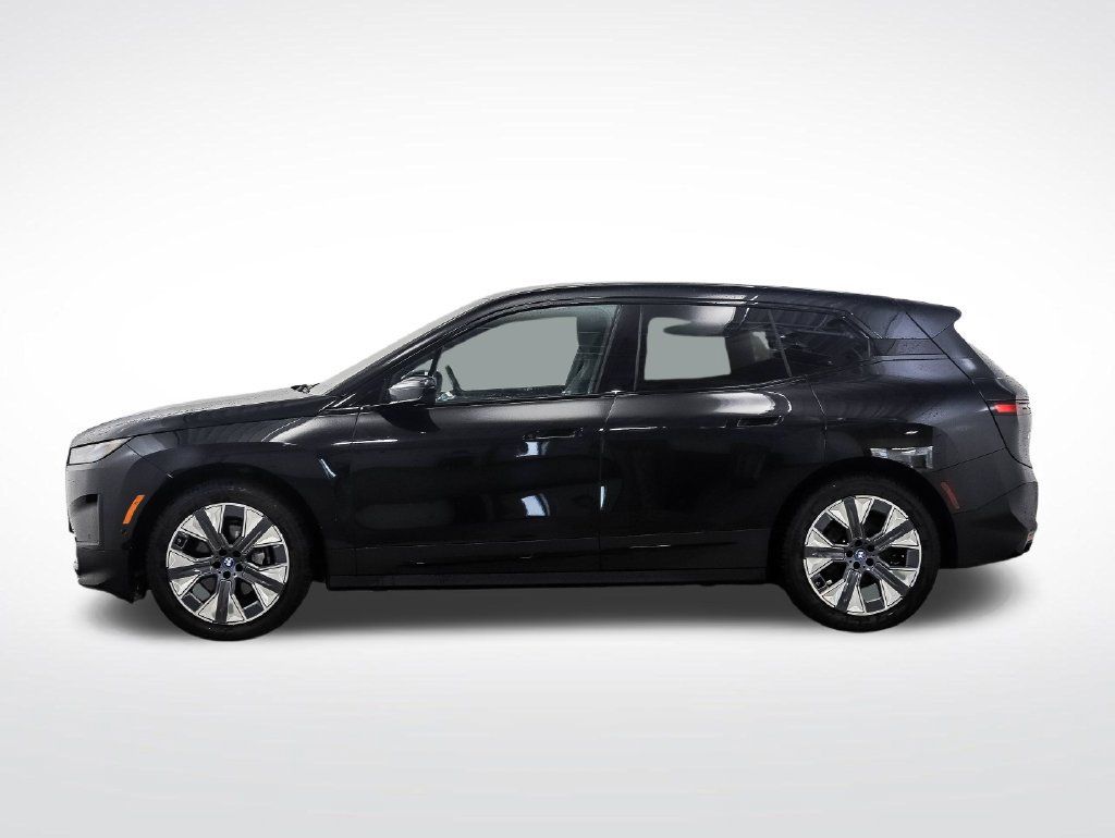 Certified 2024 BMW iX xDrive50 w/ Radiant Heating Package AWD/4WD image 2