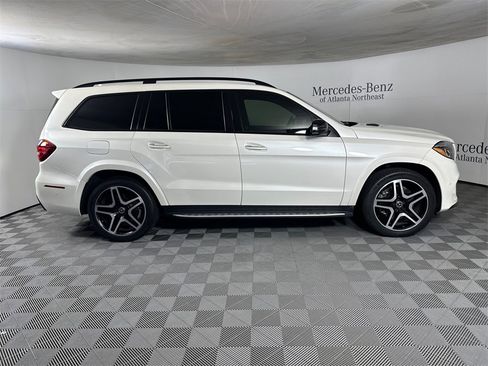 Used 2017 Mercedes-Benz GLS 550 4MATIC image 8