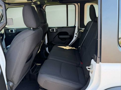 Used 2023 Jeep Wrangler Unlimited w/ Cold Weather Group AWD/4WD image 22