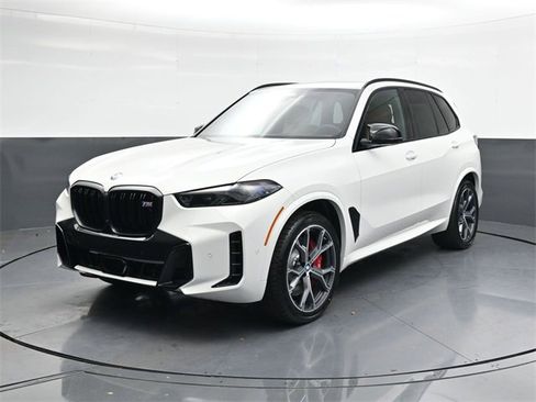 New 2026 BMW X5 M60i w/ Climate Comfort Package image 8