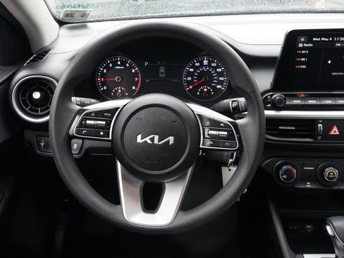 Used 2023 Kia Forte LXS FWD image 30
