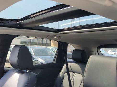 Certified 2025 MAZDA CX-70 Plug-In Hybrid w/ Premium Pkg image 34