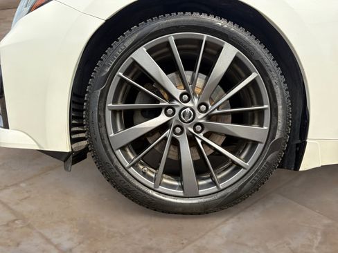 Used 2019 Nissan Maxima Platinum w/ Reserve Package FWD image 31