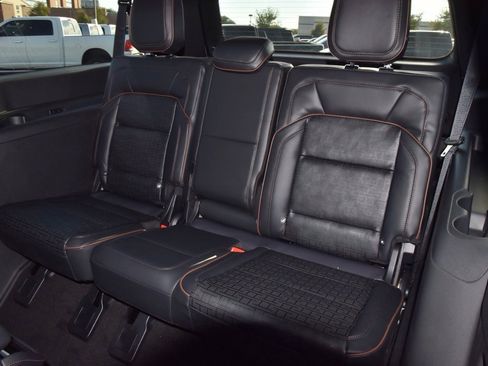 New 2025 Lincoln Navigator L Black Label image 15