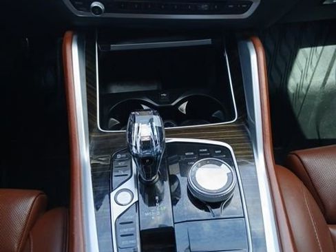 Used 2023 BMW X6 xDrive40i w/ Executive Package image 20