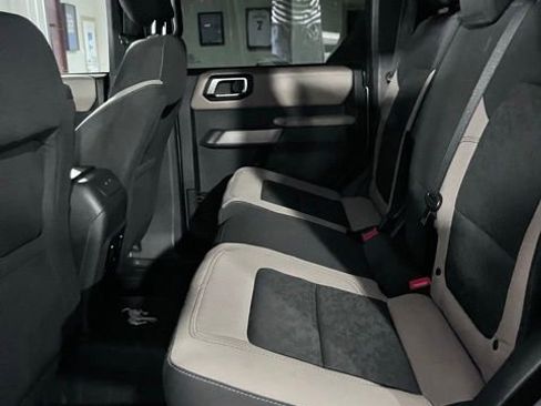 Used 2023 Ford Bronco Wildtrak AWD/4WD image 13