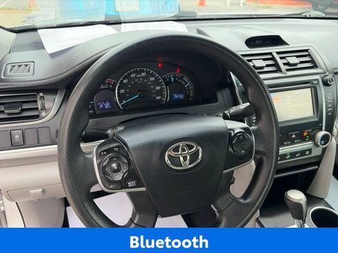 Used 2012 Toyota Camry LE FWD image 9