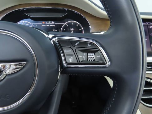 Certified 2022 Bentley Continental GT image 20