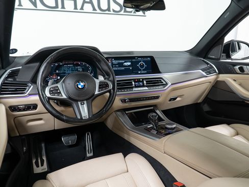 Used 2021 BMW X5 M50i AWD/4WD image 16