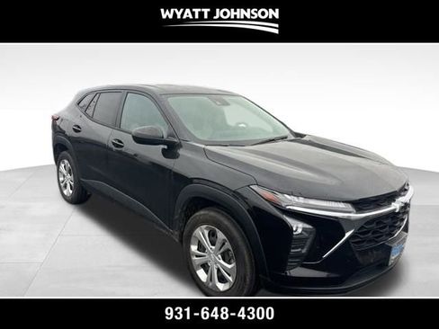 Used 2024 Chevrolet Trax LS w/ LPO, Blackout Package image 1