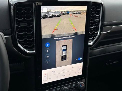 New 2025 Ford Ranger Lariat w/ FX4 Off-Road Package image 33