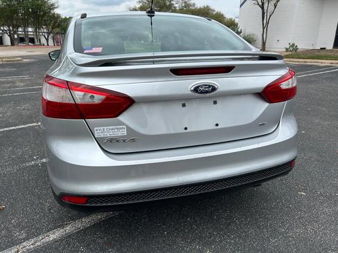 Used 2012 Ford Focus SE w/ SE Sport Pkg FWD image 15