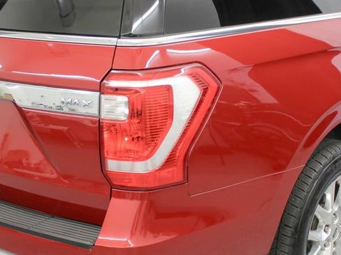 Used 2020 Ford Expedition Max XLT w/ Equipment Group 202A AWD/4WD image 11