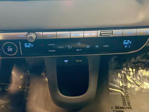 Used 2024 Hyundai Ioniq 5 SEL image 24