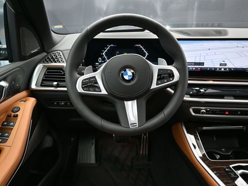 New 2026 BMW X5 xDrive40i w/ M Sport Package AWD/4WD image 29