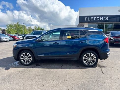 Used 2020 GMC Terrain SLT w/ Preferred Package AWD/4WD image 9