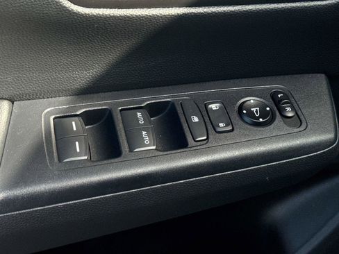Certified 2024 Honda CR-V EX image 18