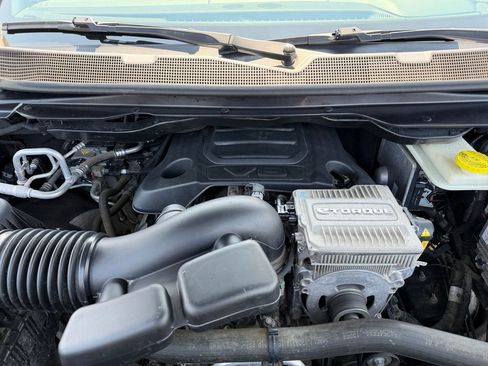 Used 2022 Jeep Wagoneer Series II AWD/4WD image 11