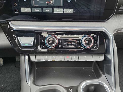 New 2026 GMC Sierra 2500 Denali w/ Technology Package AWD/4WD image 27