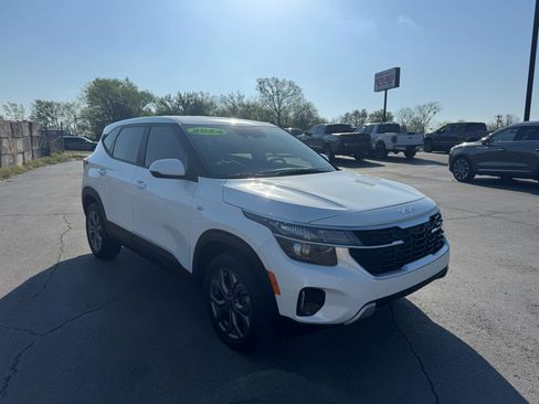 Used 2024 Kia Seltos LX image 1
