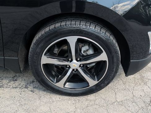 Used 2020 Chevrolet Equinox LT FWD image 34