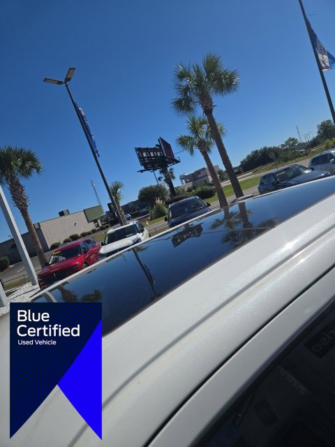 Used 2022 Ford F150 Lariat w/ Equipment Group 502A High AWD/4WD image 13