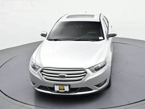 Certified 2019 Ford Taurus Limited AWD/4WD image 14