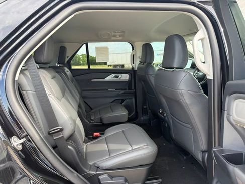 New 2026 Ford Explorer Active w/ Active Comfort Package AWD/4WD image 20