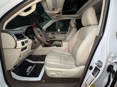 Used 2016 Lexus GX 460 image 54