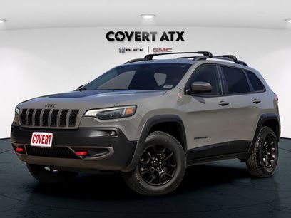 Used 2019 Jeep Cherokee Trailhawk w/ Cold Weather Group