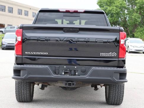 Used 2021 Chevrolet Silverado 1500 High Country w/ Technology Package AWD/4WD image 10