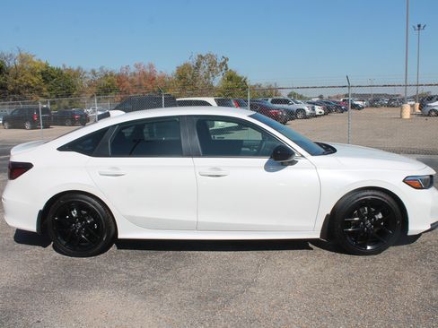 New 2026 Honda Civic Sport image 3