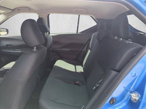 Used 2024 Nissan Kicks S FWD image 19