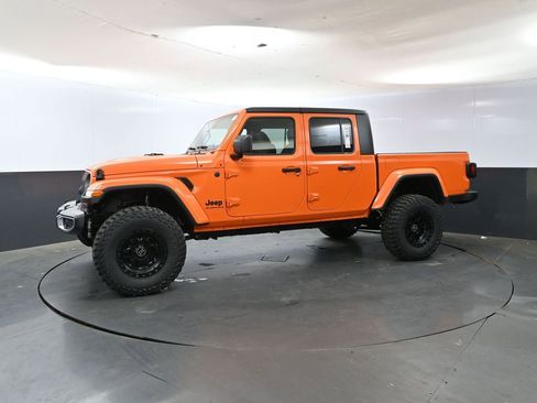 New 2025 Jeep Gladiator Sport image 11