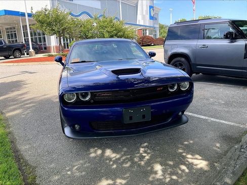 Used 2022 Dodge Challenger GT w/ Blacktop Package AWD/4WD image 4