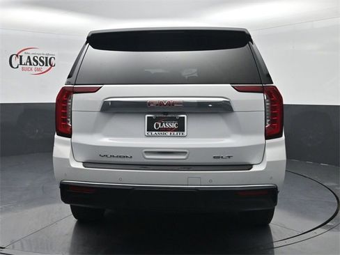 Used 2024 GMC Yukon XL SLT image 8
