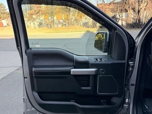 Used 2020 Ford F150 Lariat image 16