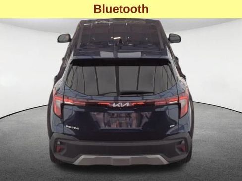 Used 2026 Kia Seltos LX AWD/4WD image 7