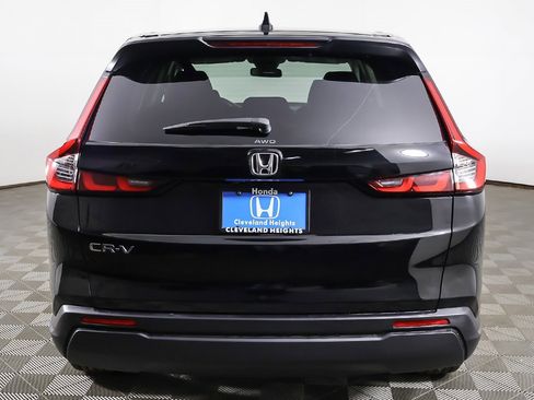 Used 2025 Honda CR-V EX image 12