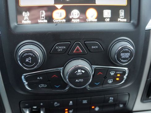 Used 2017 RAM 2500 Big Horn image 26